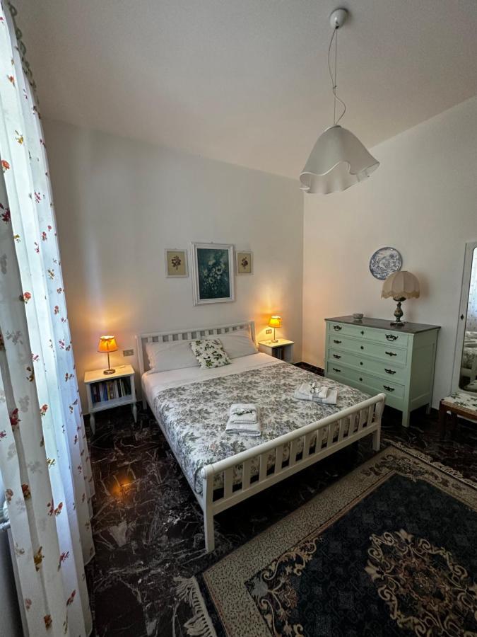 La Casa Dei Due Aranci Villa Albisola Superiore Exteriör bild